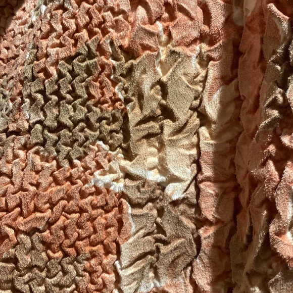 Versatile jacket.  Reversible!  No tags!  See measurements. - Picture 3 of 12